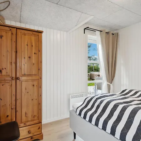 2 Bedroom Pet Friendly In