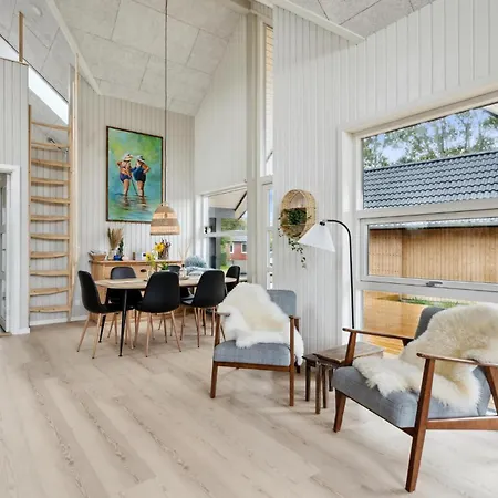 2 Bedroom Pet Friendly In Hemmet