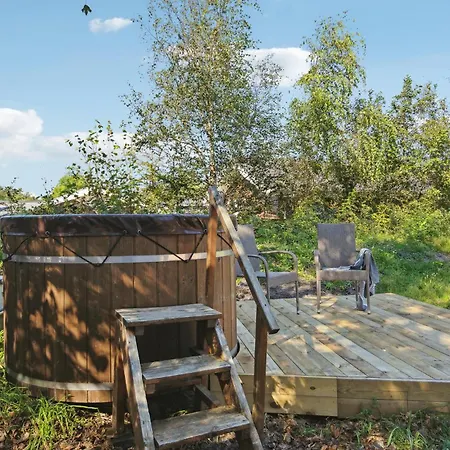 Awesome In With Kitchen Holiday home